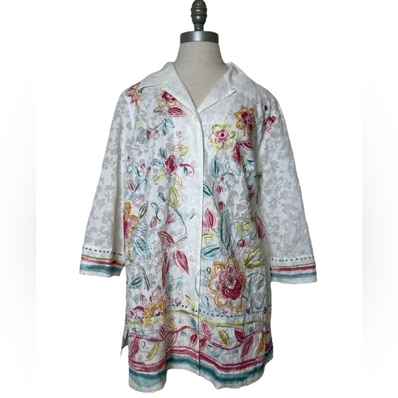 2/$30 Koret Women’s White Pink Flowerbox Embroidered V Neck Button Blouse 18W - Picture 1 of 16